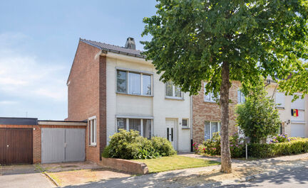 Maison unifamiliale à vendre à Asse